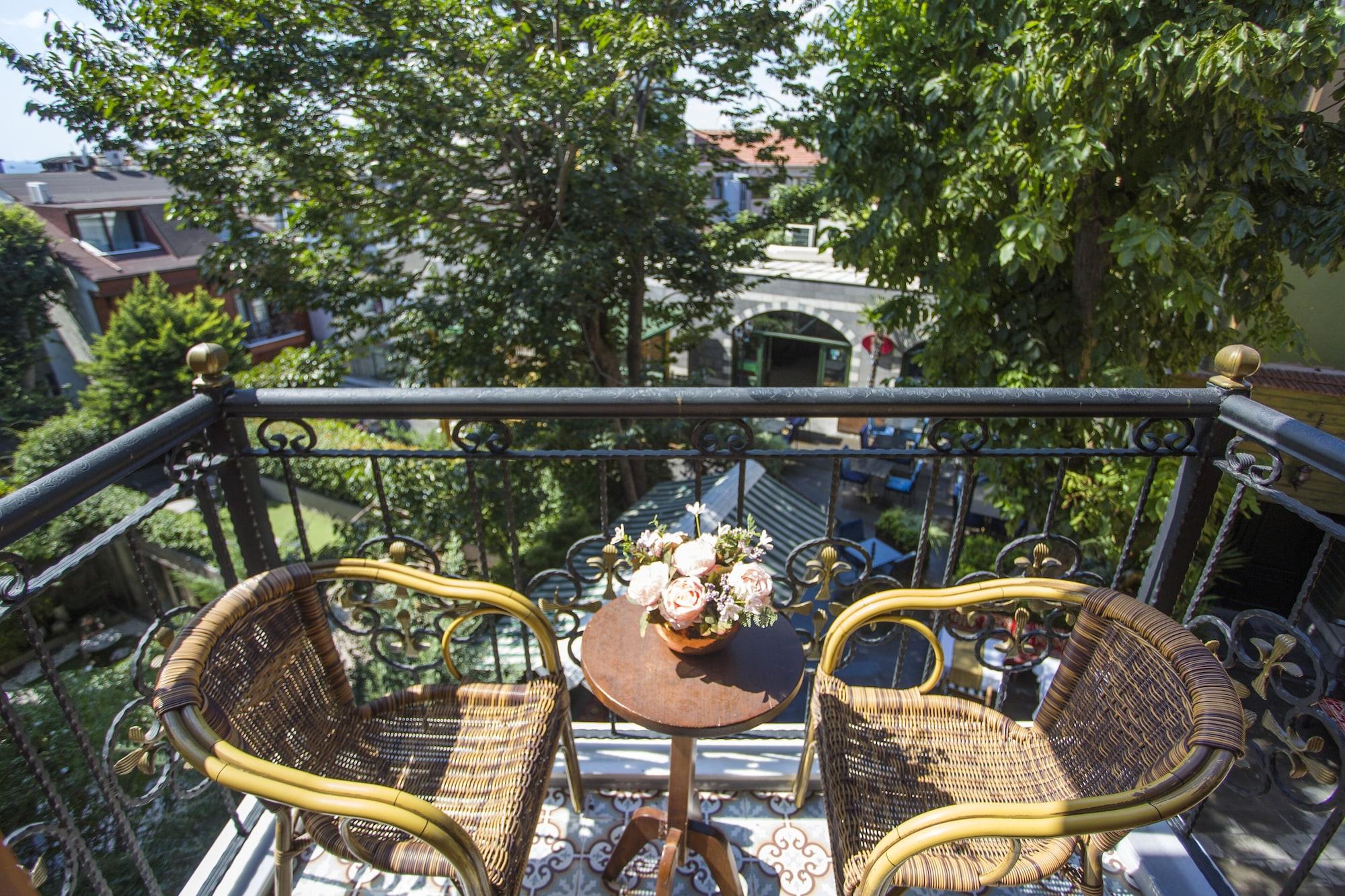 ガーデン ハウス ホテル イスタンブール エクステリア 写真